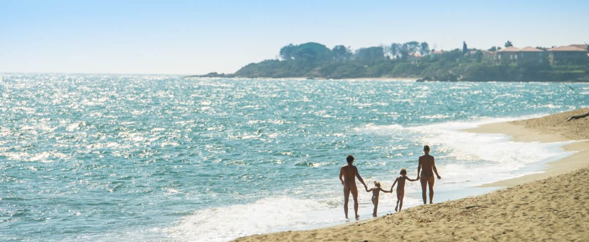 Bagheera Camping Naturiste Corse Bord De Mer L Natustar