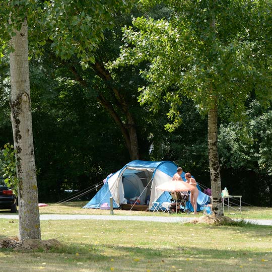 Nudist Couples Camping - Naturist Campsites in France by Natustar